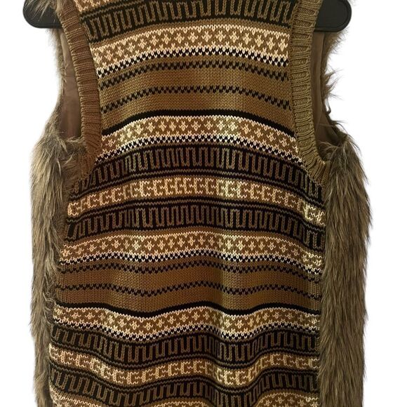 Xhilaration fussy vest - Picture 4 of 5